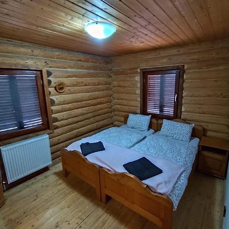 Veresko Villa Lacu Rosu Buitenkant foto