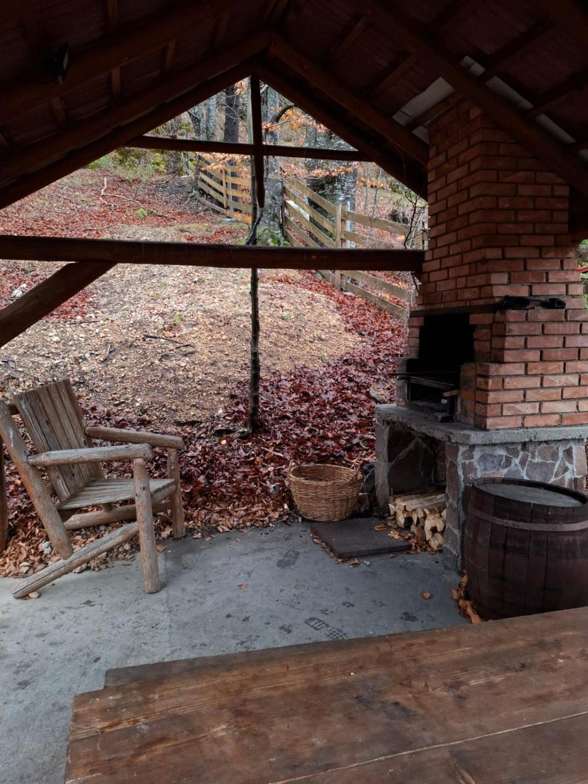 Veresko Villa Lacu Rosu Buitenkant foto